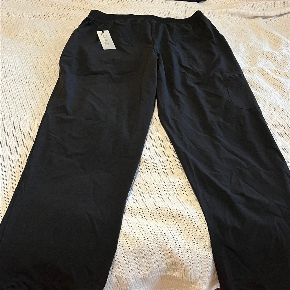 Black Wide-Leg Pants - Picture 2 of 4